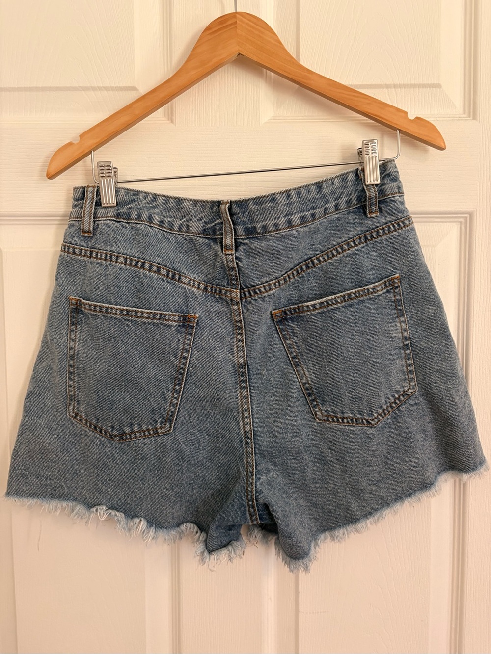 Cotton-On High Rise Ripped Jean Short - Picture 4 of 6